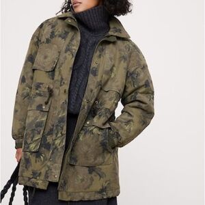 New With Tags Banana Republic Olive Floral Print Utility Jacket sz M